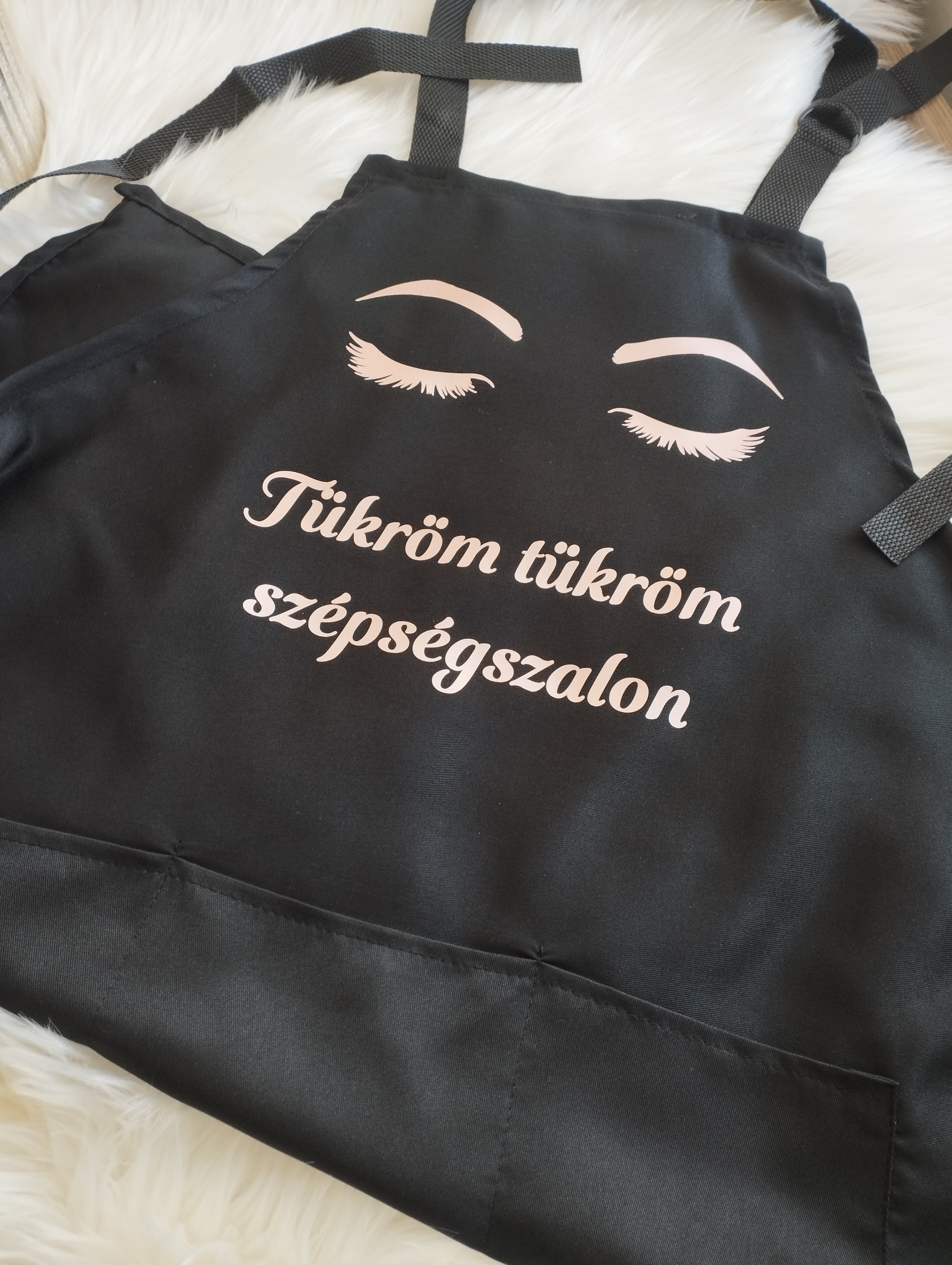 Egyedi feliratos kötény