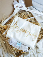 Bridal dressing set