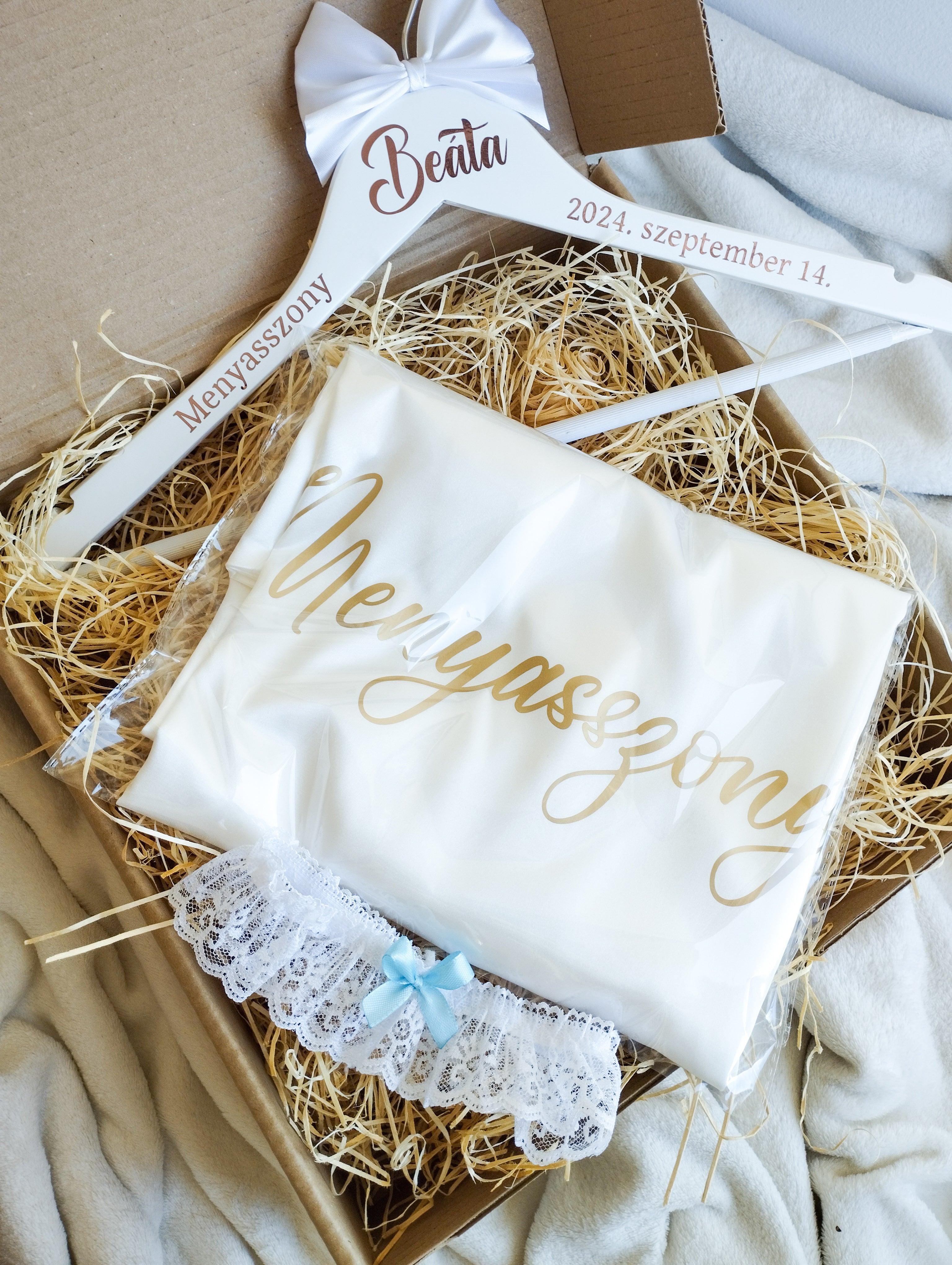 Bridal dressing set