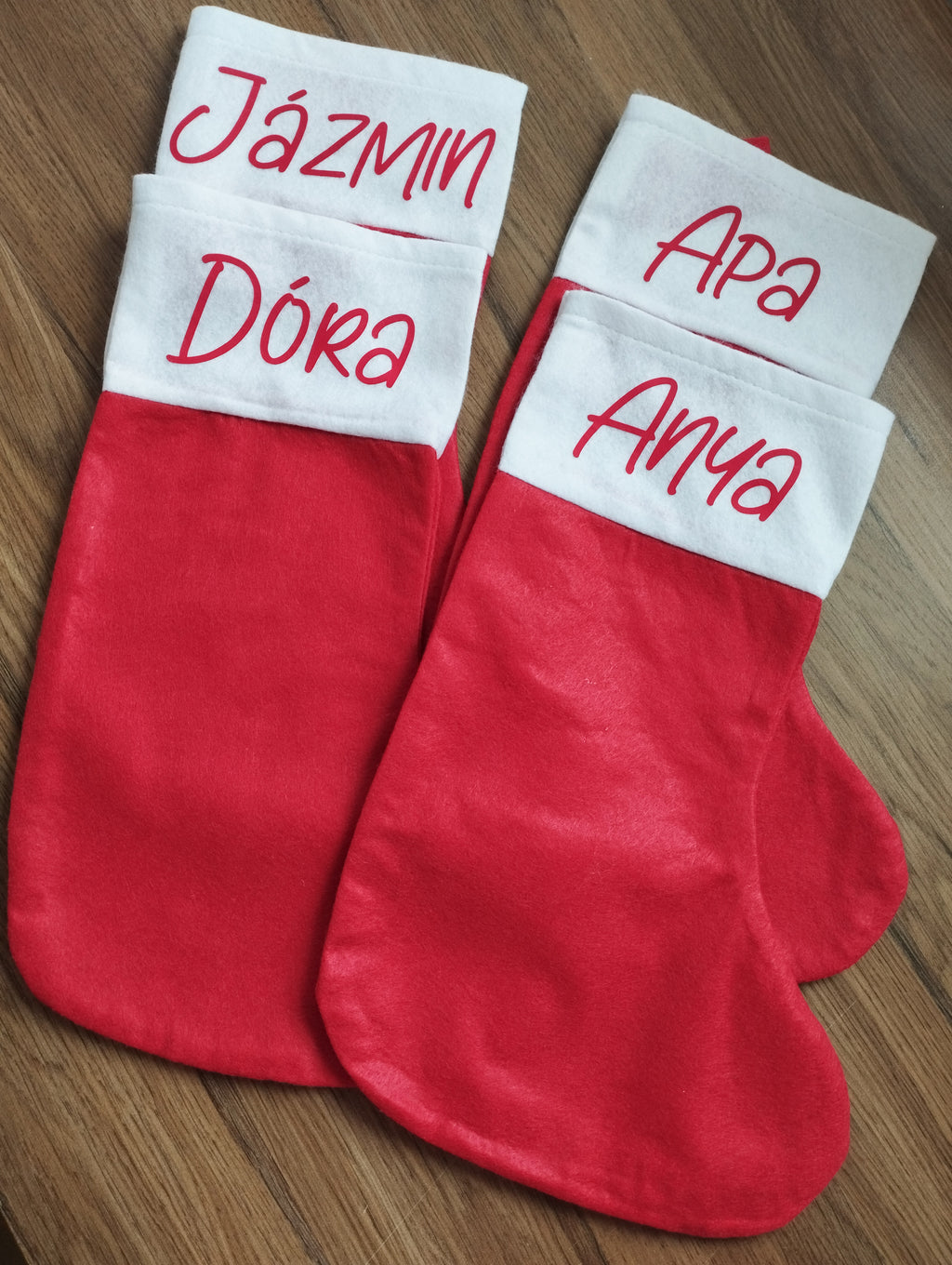 Mikulás csizma névvel