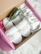 Elegance in white box