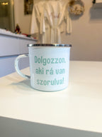 Zománcozott bögre