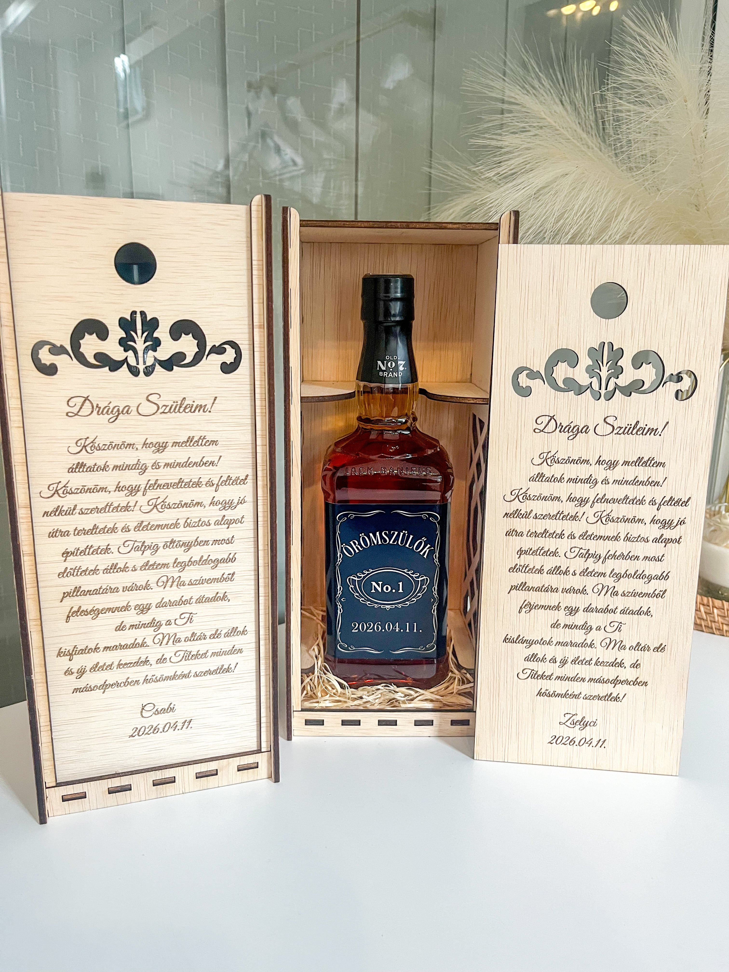 Egyedi szülőköszöntő doboz whiskyvel